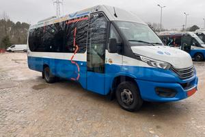 Iveco Daily (minibus)