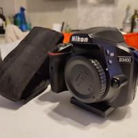 macchina fotografica Nikon D3400 accessoriata