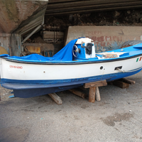 Barca gozzo, in resina