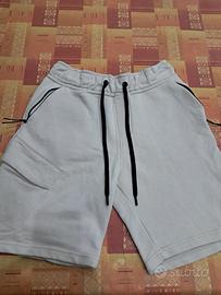 Pantaloncini Bermuda Bershka