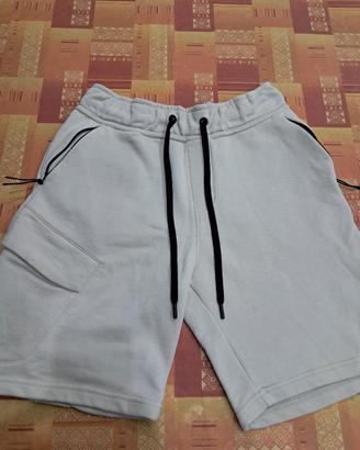 Pantaloncini Bermuda Bershka