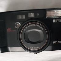 macchina fotografica RICOH rz-3000
