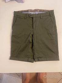 Bermuda uomo sottotono