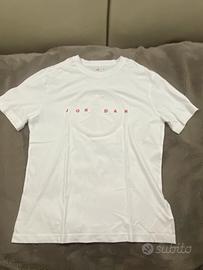 T-shirt Jordan Bianca Logo Embossed