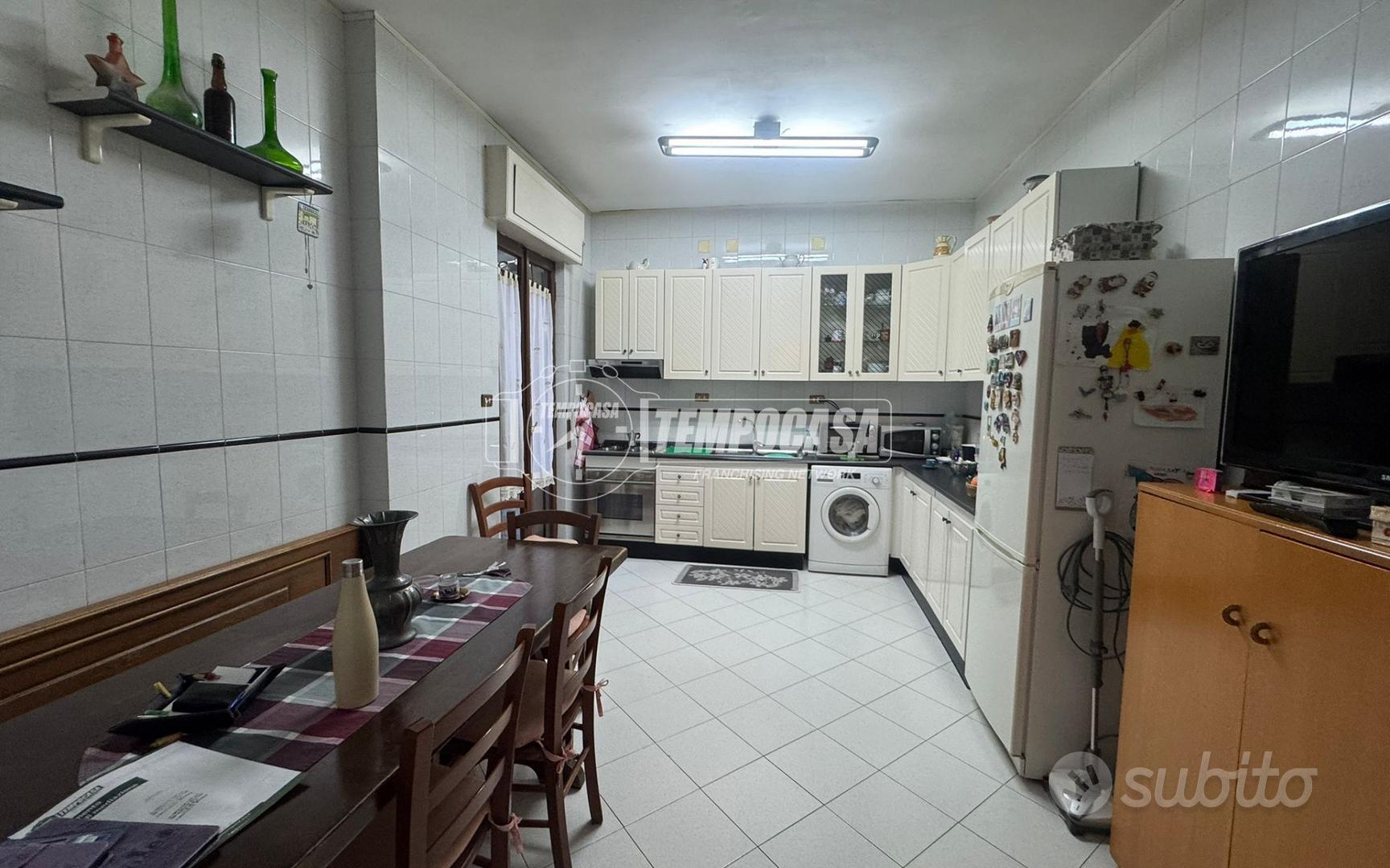 Appartamento a Napoli Via Coriolano 5 locali - Vista 5