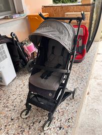 Passeggino ultra compatto