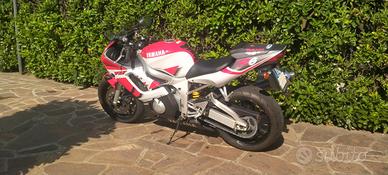 Yamaha YZF R6 - 2000