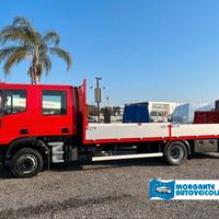 Iveco Eurocargo 120E24 7 posti con pianale e rampa