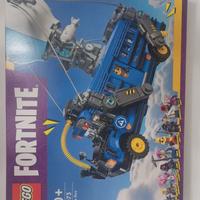 Set Lego 77073 bus della battaglia