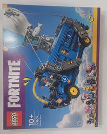 Set Lego 77073 bus della battaglia
