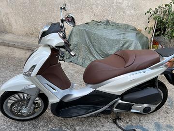 Piaggio Beverly 300 - 2011