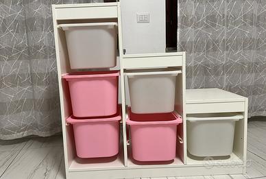 Mobile ikea trofast con ceste