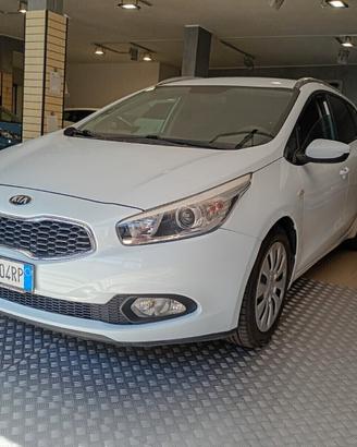 Kia Ceed cee'd 1.4 CRDi SW Active