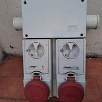 Blocchi con prese interbloccate trifase 400V e 16A