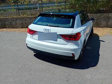 Audi A1 Sportback 1.0 bianco