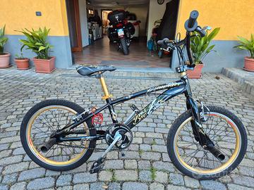 Bicicletta ragazzo BMX