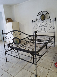Letto in ferro battuto antico 1 piazza e mezzo