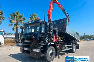 Iveco Eurocargo 150E28 K Euro 5 ribaltabile e gru 