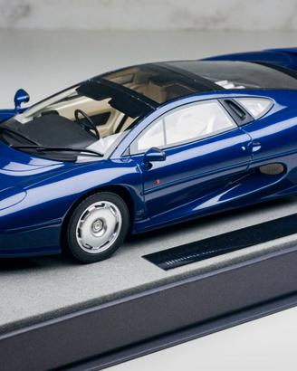 Top Marques 1/18 Jaguar XJ220 Dark Metallic Blue