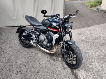 Triumph Trident 660