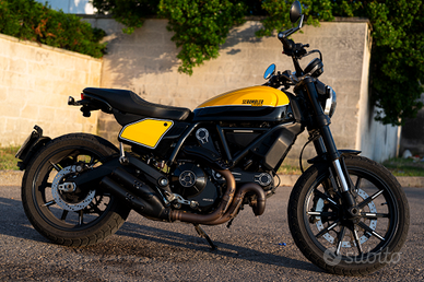 Ducati Scrambler 800 full throttle 2019