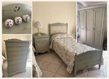 Cameretta completa in abete massiccio-stile shabby