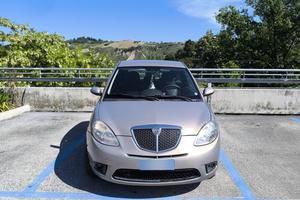 Lancia Ypsilon 1.2 Benzina per Neopatentati