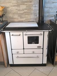 Cucina economica a legna