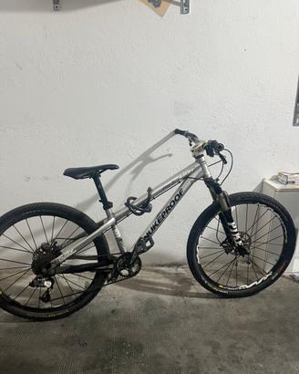 Bici nukeproof