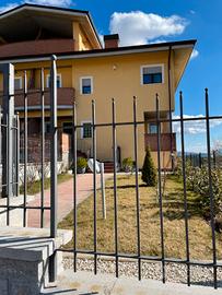 Porzione di villa bifamiliare