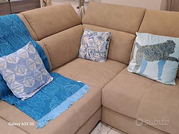 Divano letto angolare con penisola contenitore