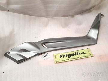 XMAX 250 FIANCATA DESTRA CARENA ANTERIORE COPERCHI