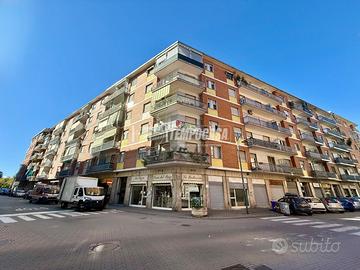 LOCALE COMMERCIALE IN CENTRO CITTA'