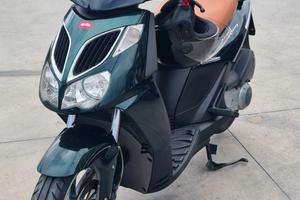 Aprilia Sportcity 200