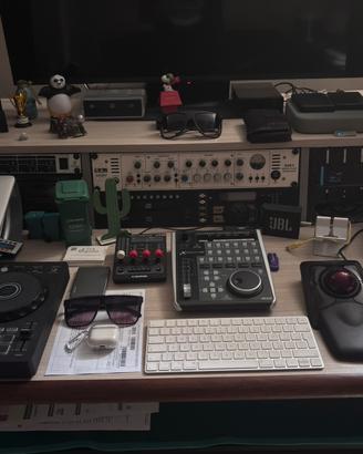 Mobile Da Studio Zaor Mixa 88 XL