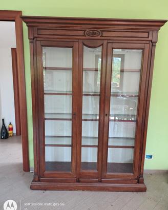 credenza in noce