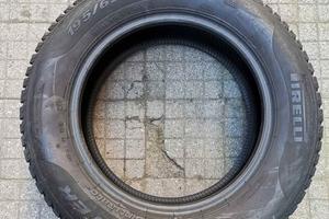 Gomme Pirelli cinturato winter 195/65 r15 91h 