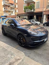 Porsche cayenne 92a