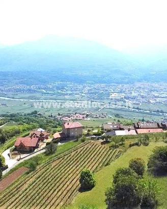 Terreno di 1400 m² a Isera