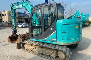 Escavatore Kobelco SK85SR-3