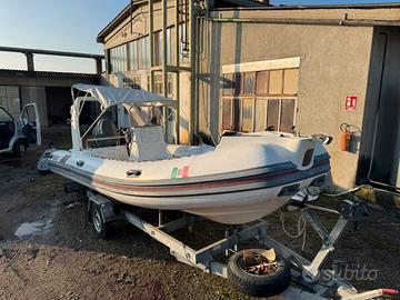 Gommone Stilmat con motore Yamaha 115 cv