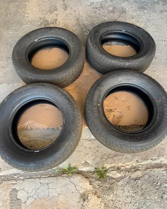 Gomme auto quattro stagioni