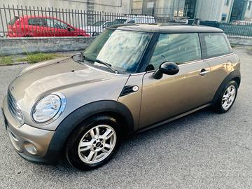 Mini Cooper D 1600 110cv 180000 km