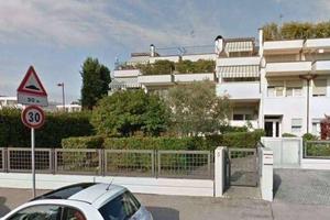 Immobile in asta di 206 m² con 3 locali e box auto