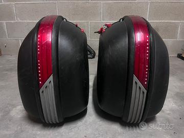 Borse rigide Givi universali+staffe