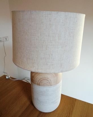 Lampada da tavolo decorata