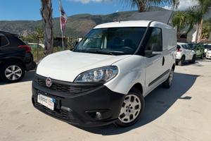 FIAT DOBLO' 2020 1.6 DIESEL 120 CV *TETTO CON RIAL
