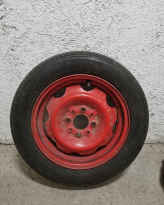 Ruota di scorta Fiat 600