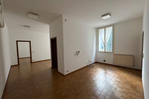 Luminoso ufficio/studio - centro storico