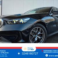 Bmw 520 Touring*NUOVO MODELLO*Nav,AHK,RFK,ACC,ad.L